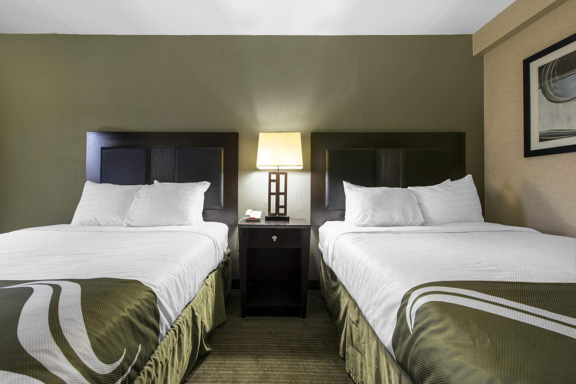 Quality Inn & Suites Charleston - Civic Center Eksteriør bilde